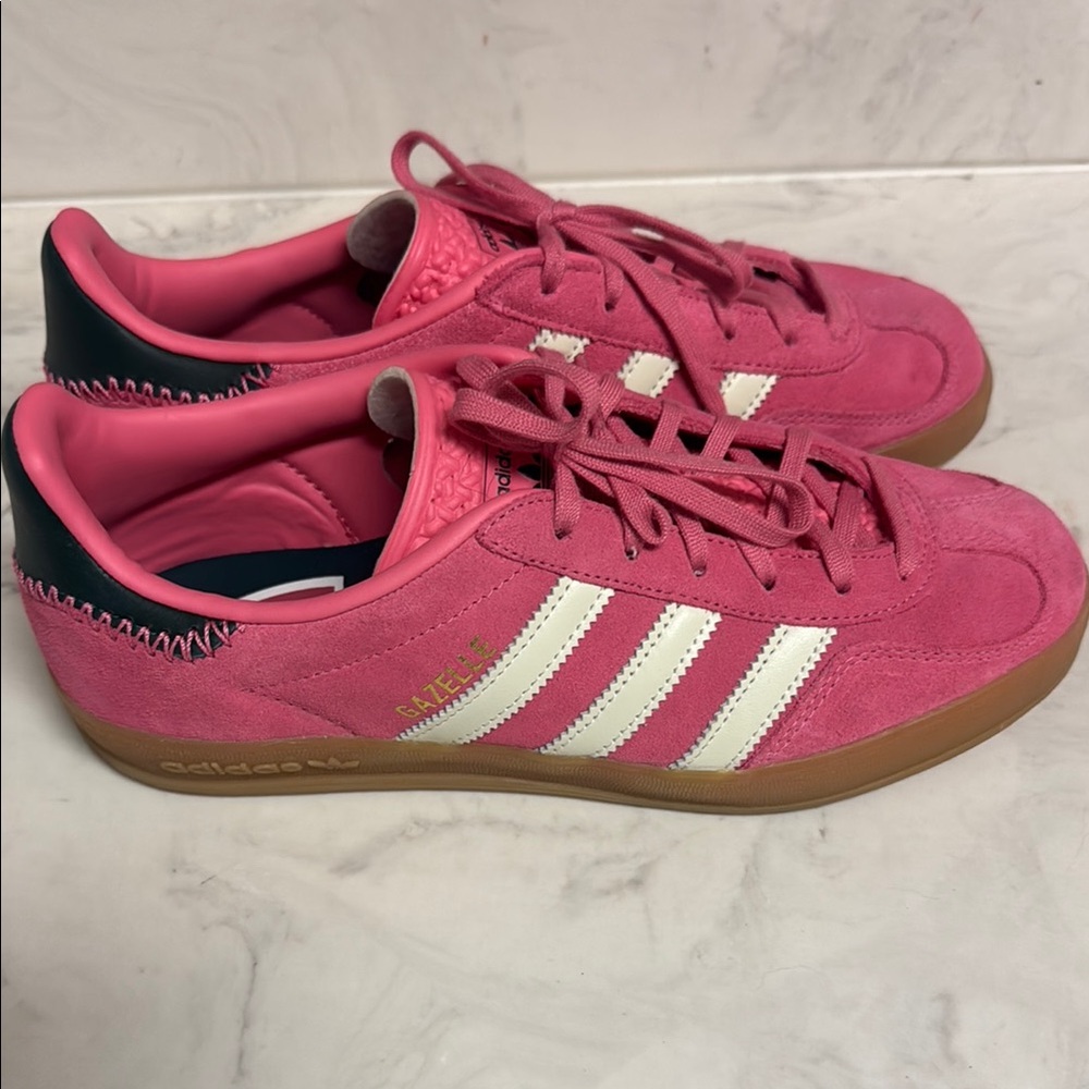 Adidas Pink gazelle Sneakers